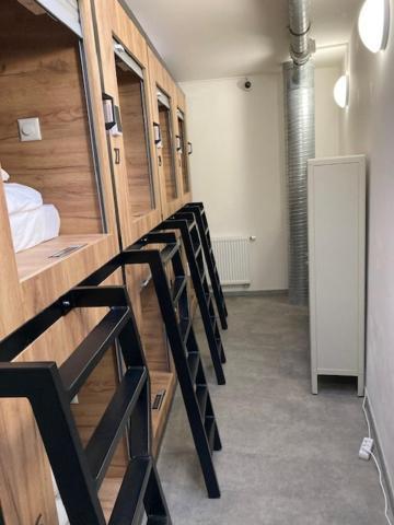 Capsule Hostel Andel Centre Spirit Prague Extérieur photo